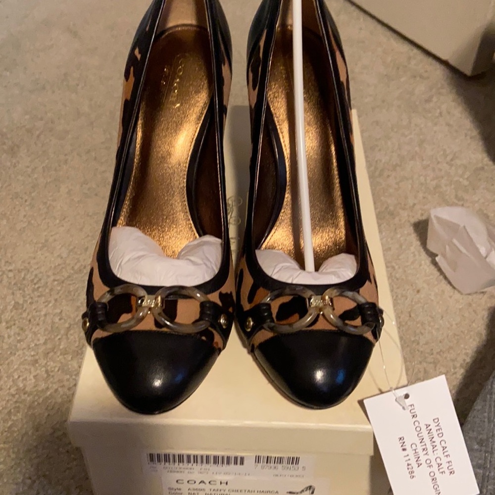 Amazing Brand New Coach Animal Print Pump